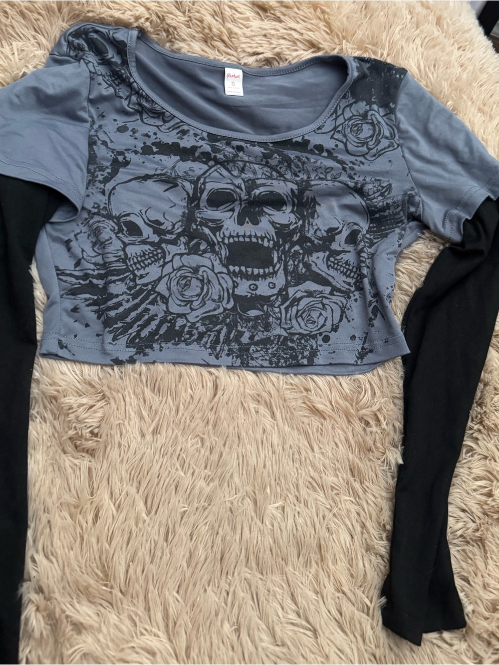 ROMWE Gray and Black Skull Graphic Layered-Look Crop Top